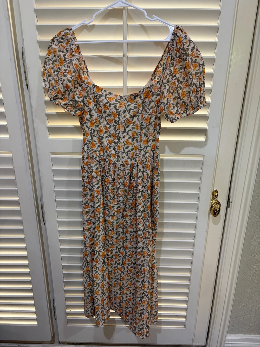 Floral Puff-Sleeve Midi Dress in Yellow and Cream by dRA. Size Large NWT